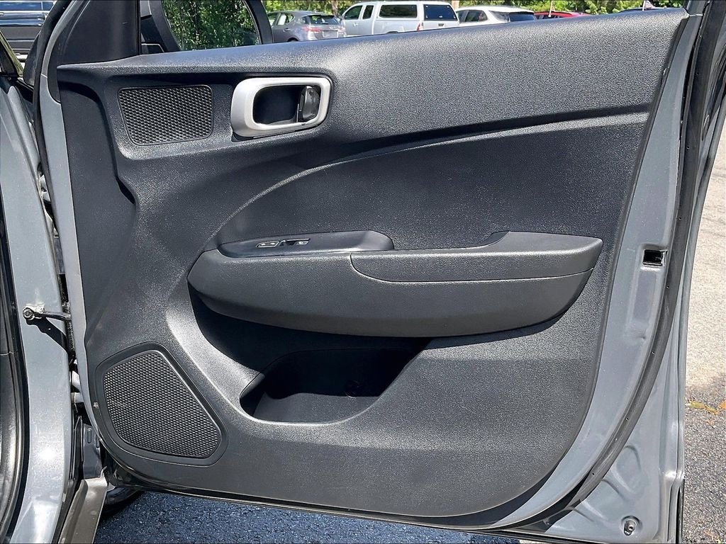 Used 2024 Gray Hyundai SEL image 26