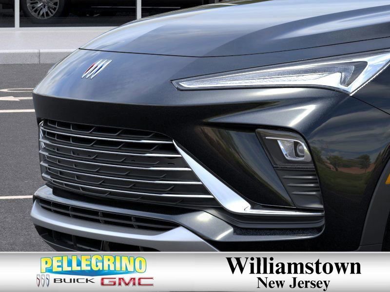 New 2026 Ebony Twilight Metallic Buick Preferred image 13