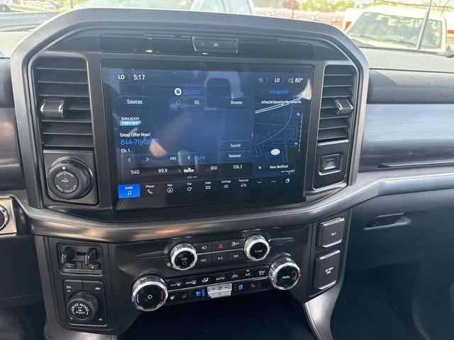 Used 2025 Red Ford Lariat image 22