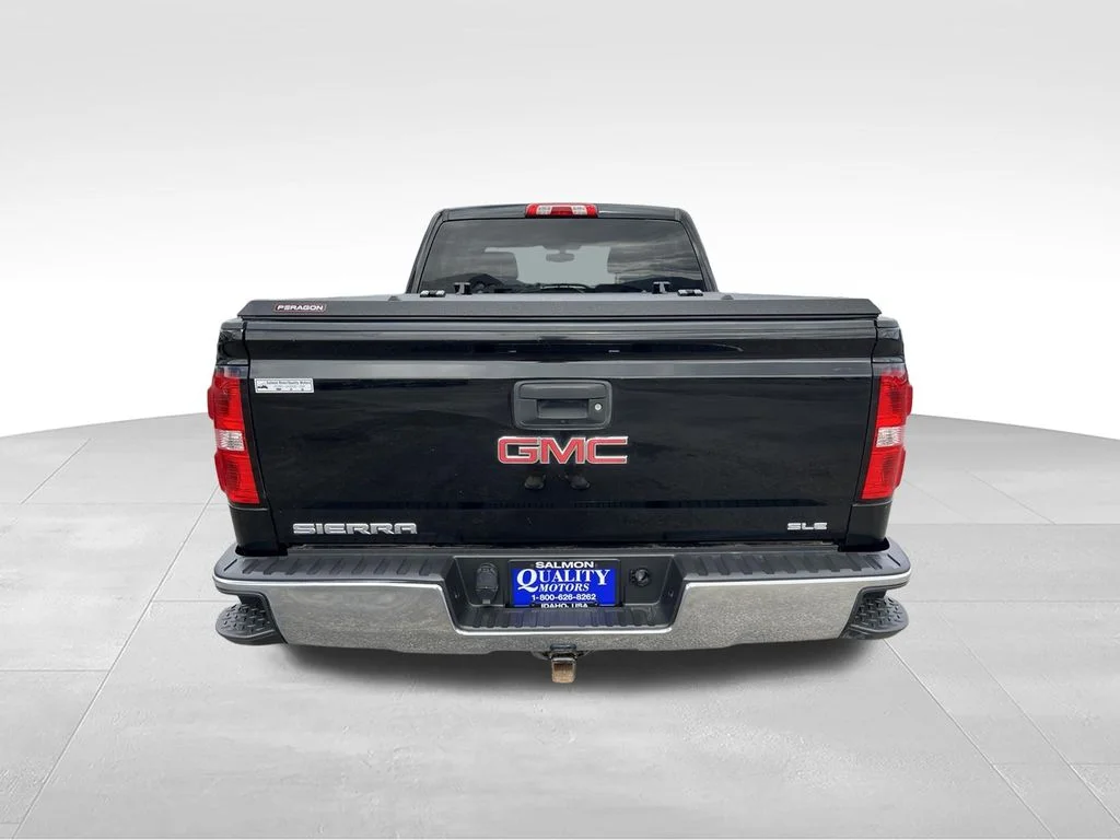 Used 2017 Black GMC SLE image 6