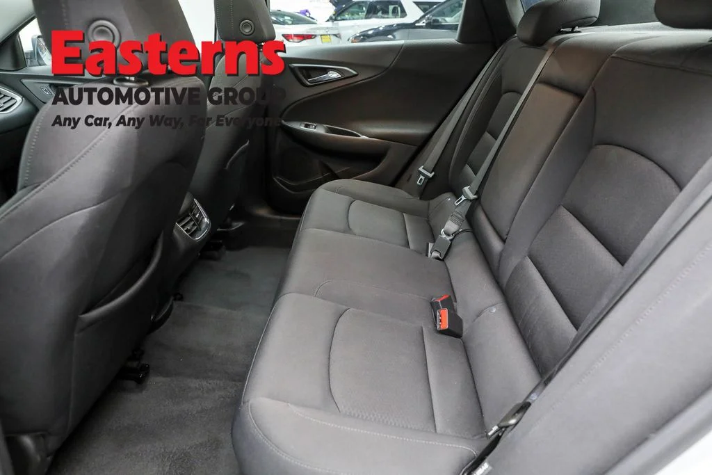 Used 2022 Silver Chevrolet LT image 21