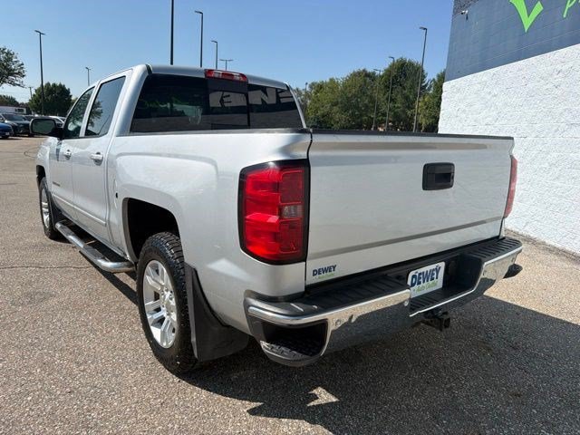 Used 2016 Silver Ice Metallic Chevrolet LT image 3