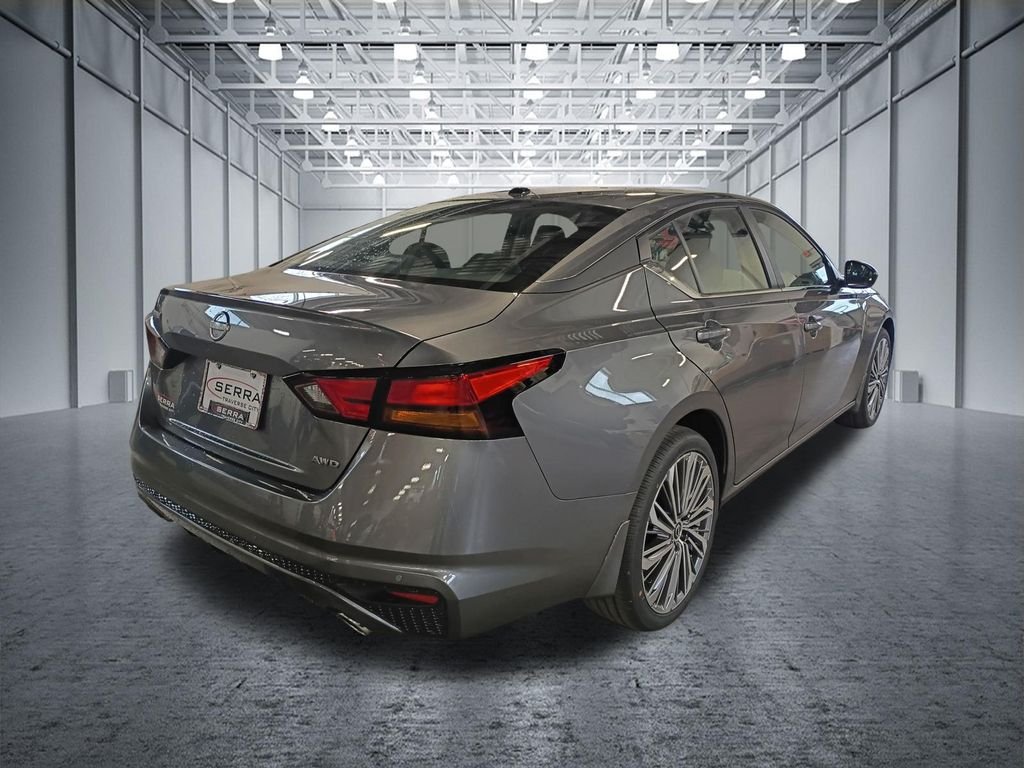 New 2026 Gray Nissan 2.5 SV image 8