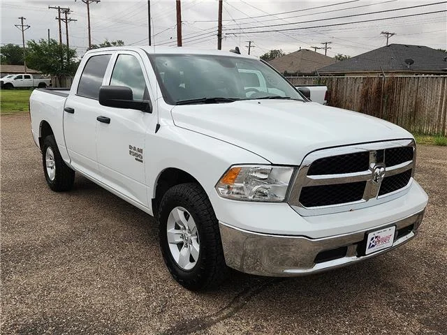 Used 2023 White RAM SLT 4x4 Crew Cab 5.6 ft. box 140 in. WB image 6