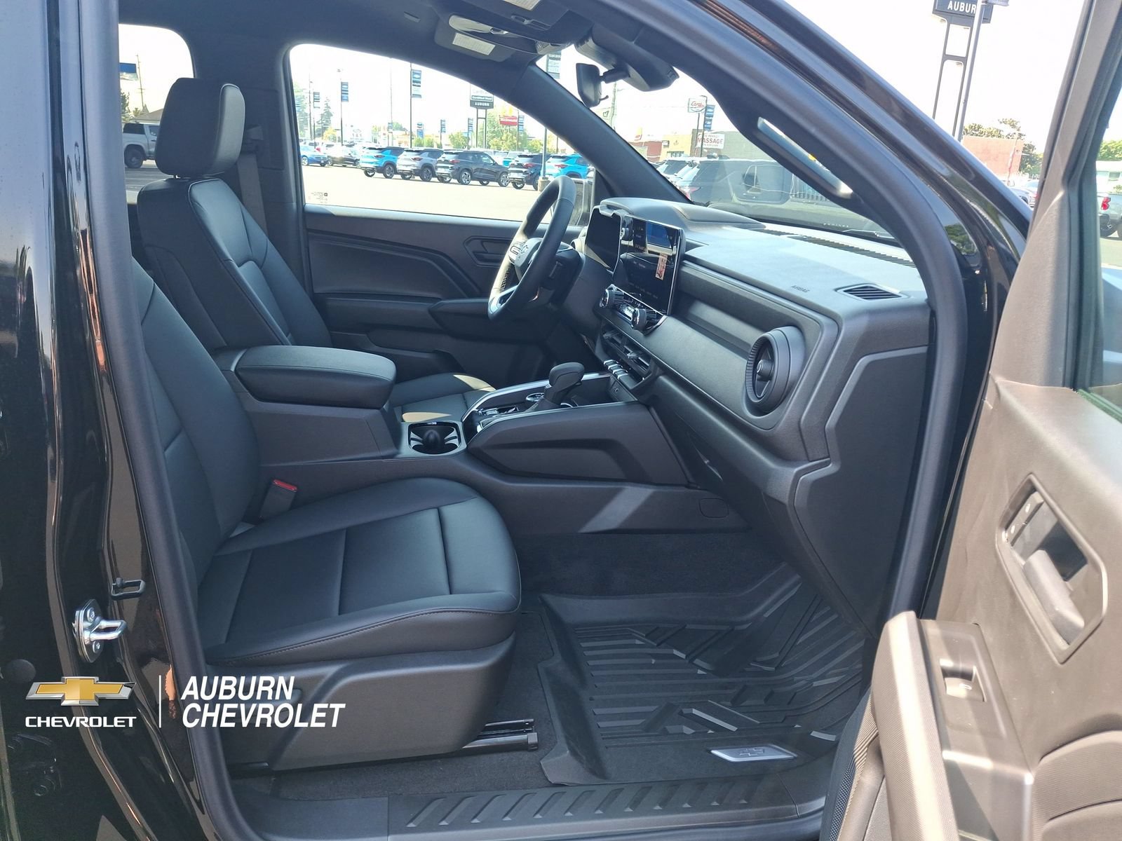 2026 Chevrolet Colorado Trail Boss - Photo 17