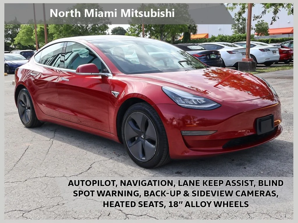 Used 2018 Red Tesla Long Range image 1