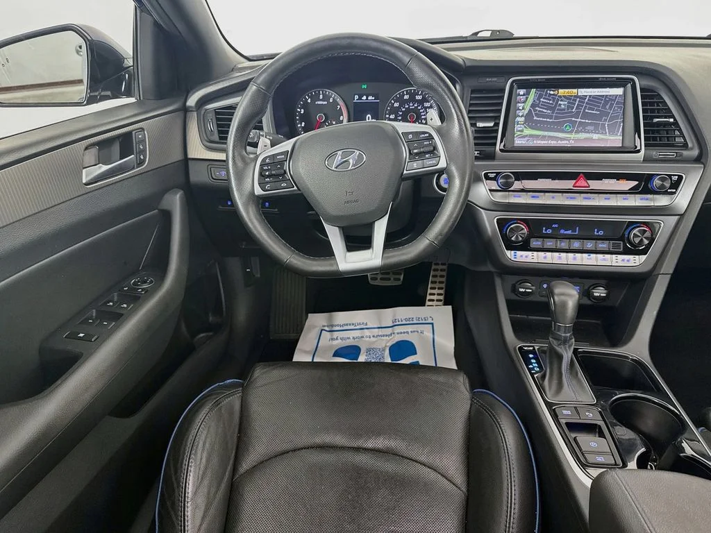 Used 2019 Blue Hyundai Limited image 28
