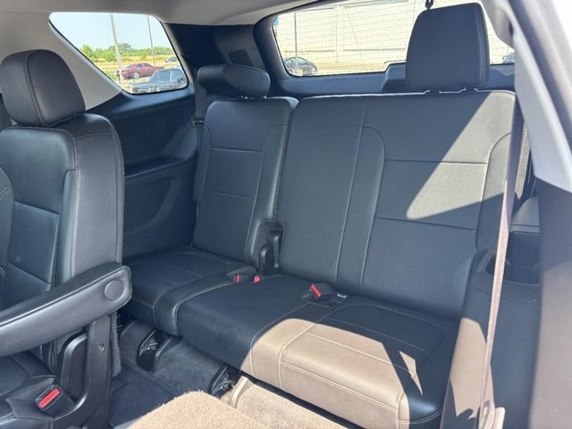 Certified Used 2020 IRIDESCENT PEARL TRICOAT Chevrolet Premier image 10