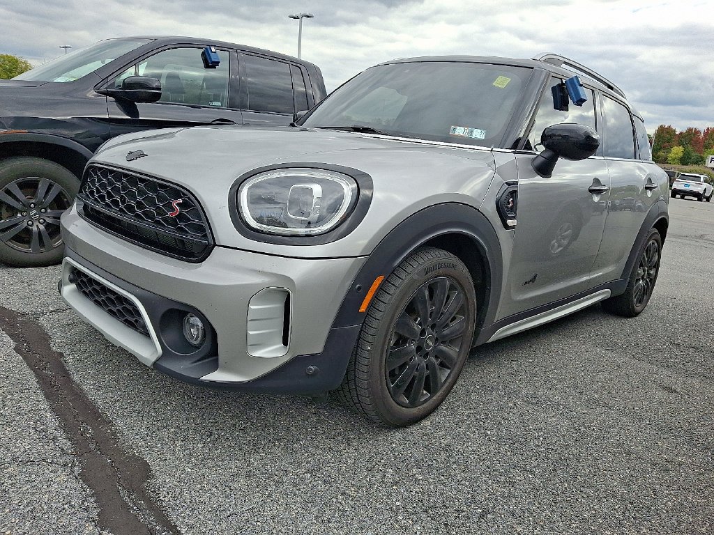 Used 2024 Silver MINI Signature image 3