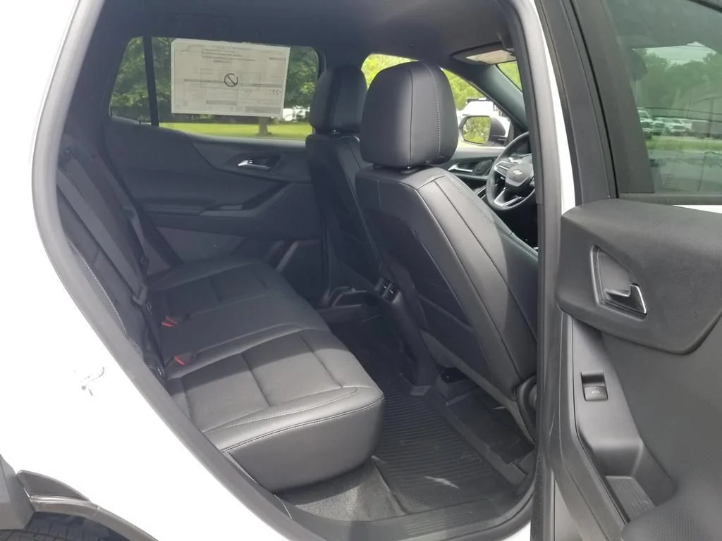 2026 Chevrolet Equinox LT - Photo 23