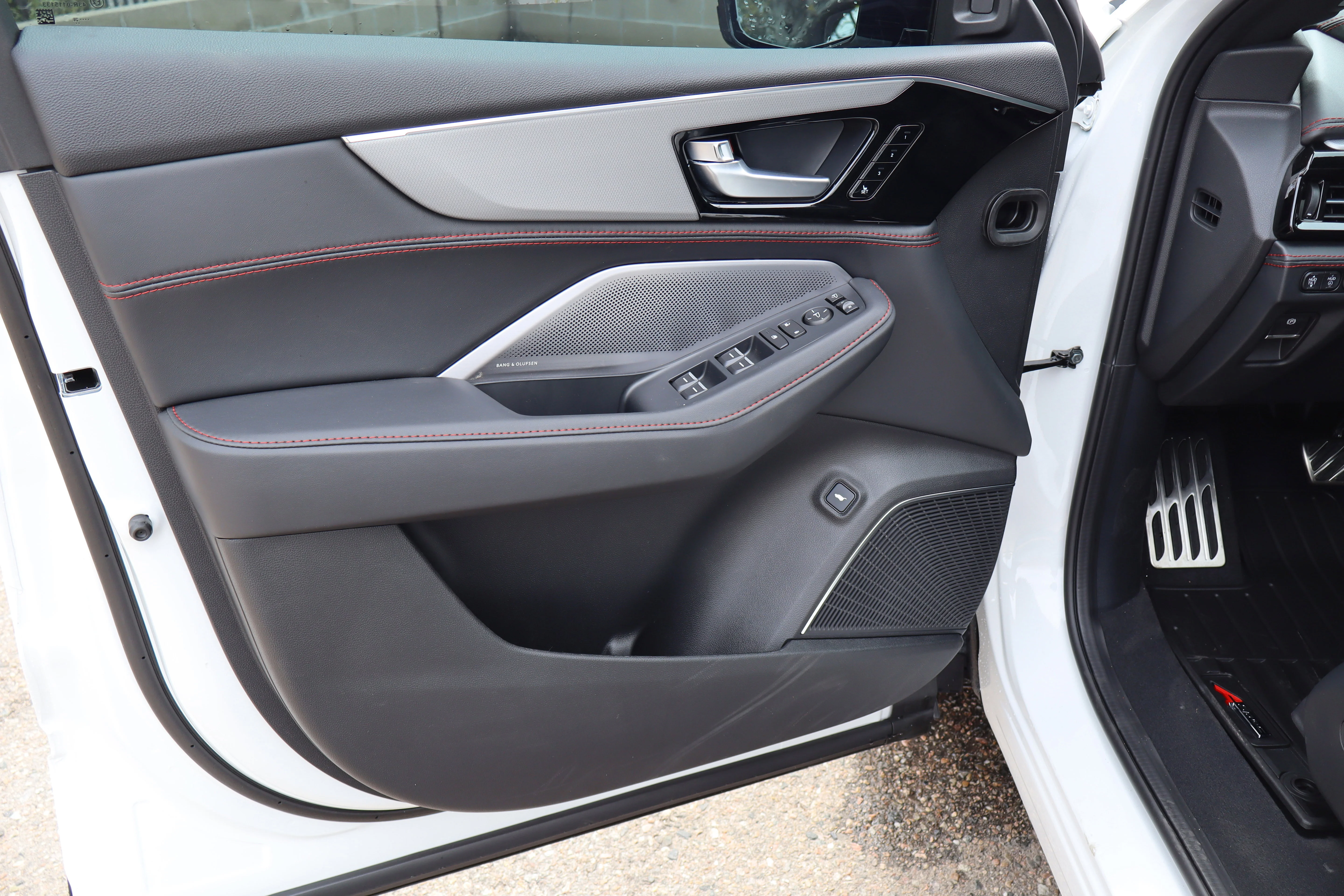 New 2026 Platinum White Pearl Acura w/A-Spec Advance Package image 24