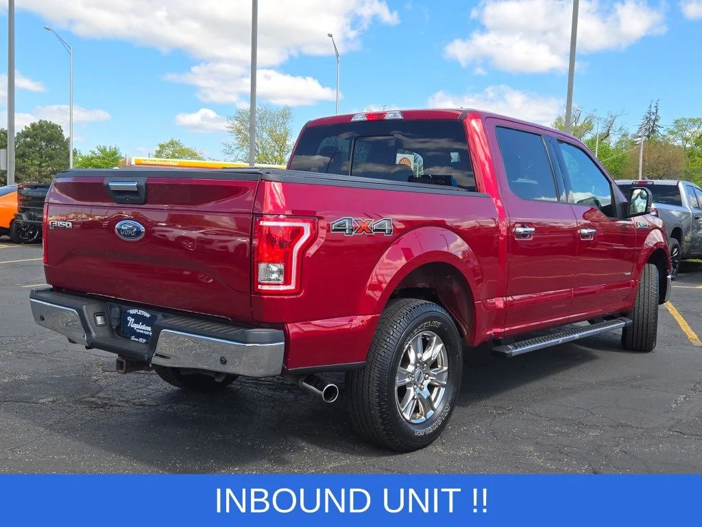 Used 2016 Red Ford XLT image 12