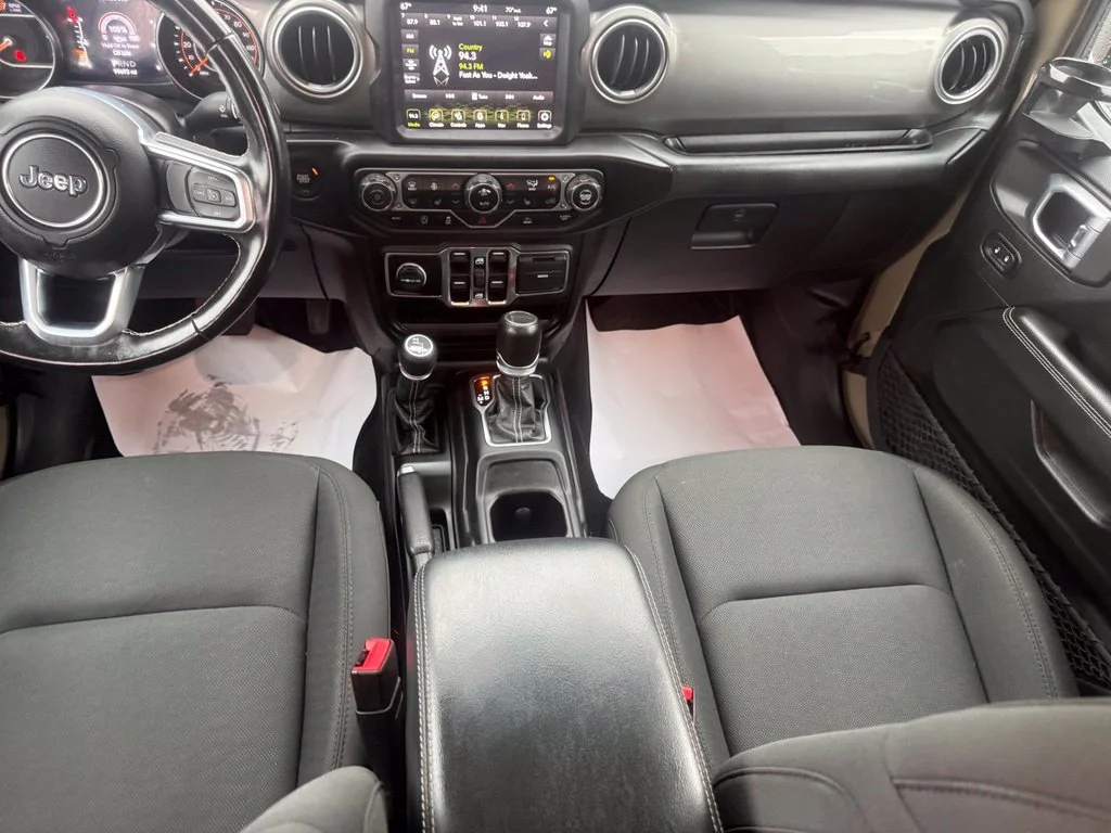 Used 2020 Green Jeep Overland image 48