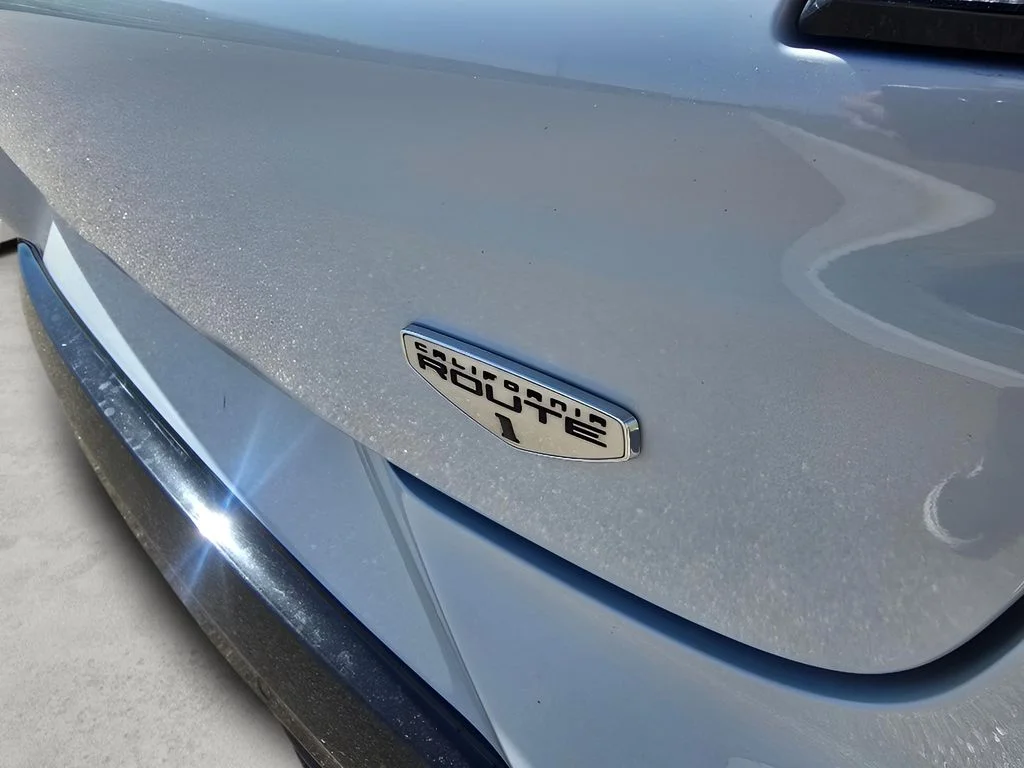 Used 2023 Space White Metallic Ford California Route 1 image 9