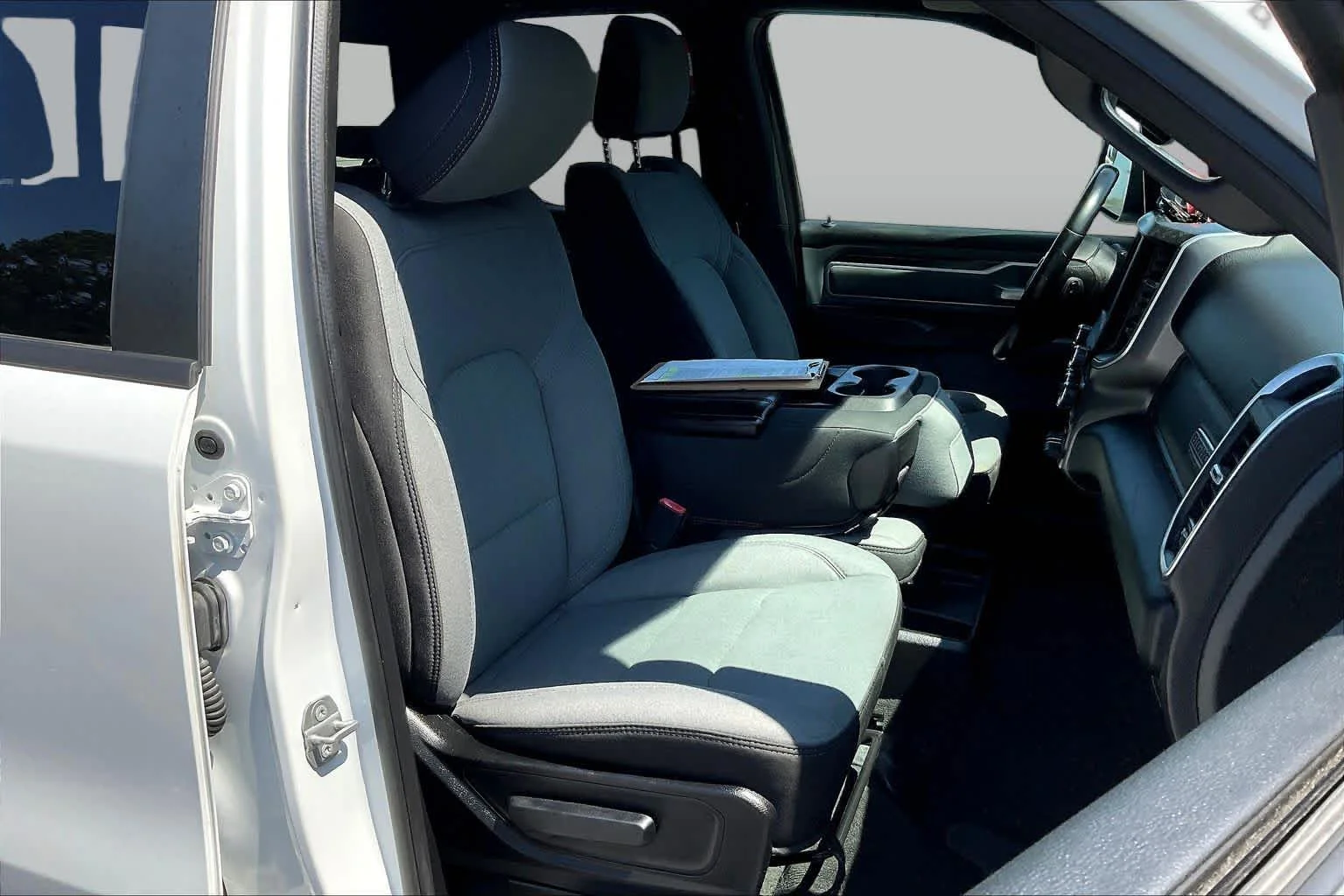 Used 2022 Bright White Clearcoat Ram Big Horn image 9