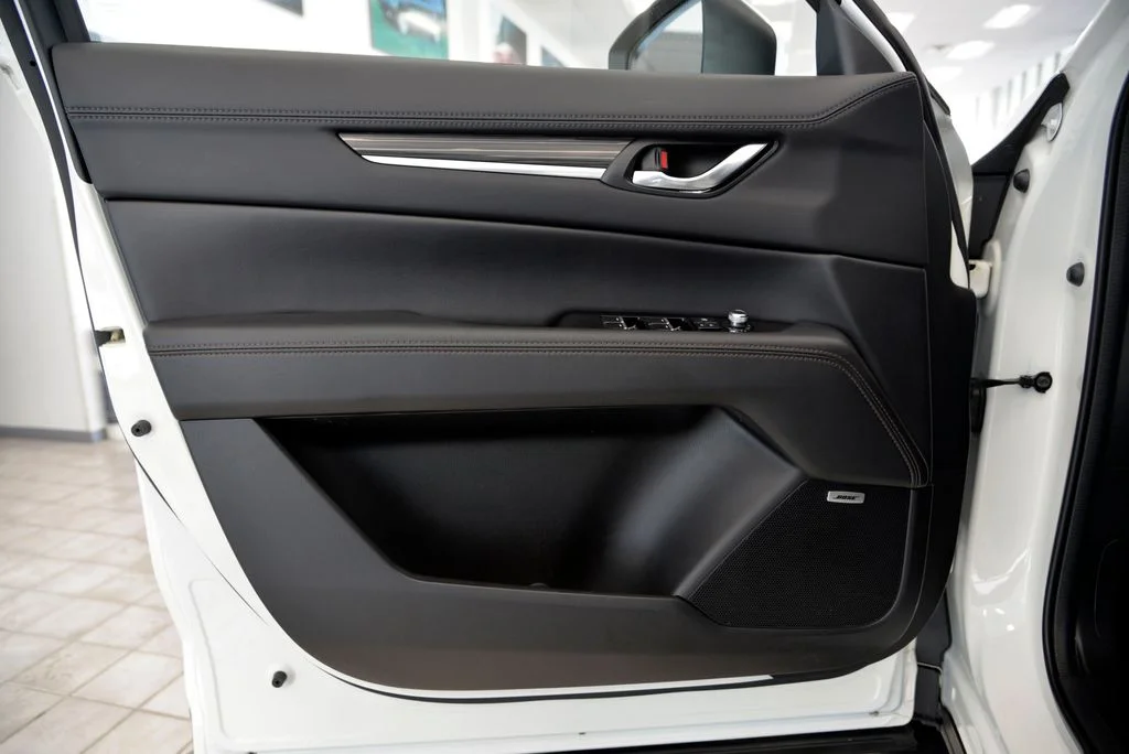 Used 2020 White Mazda Grand Touring image 14