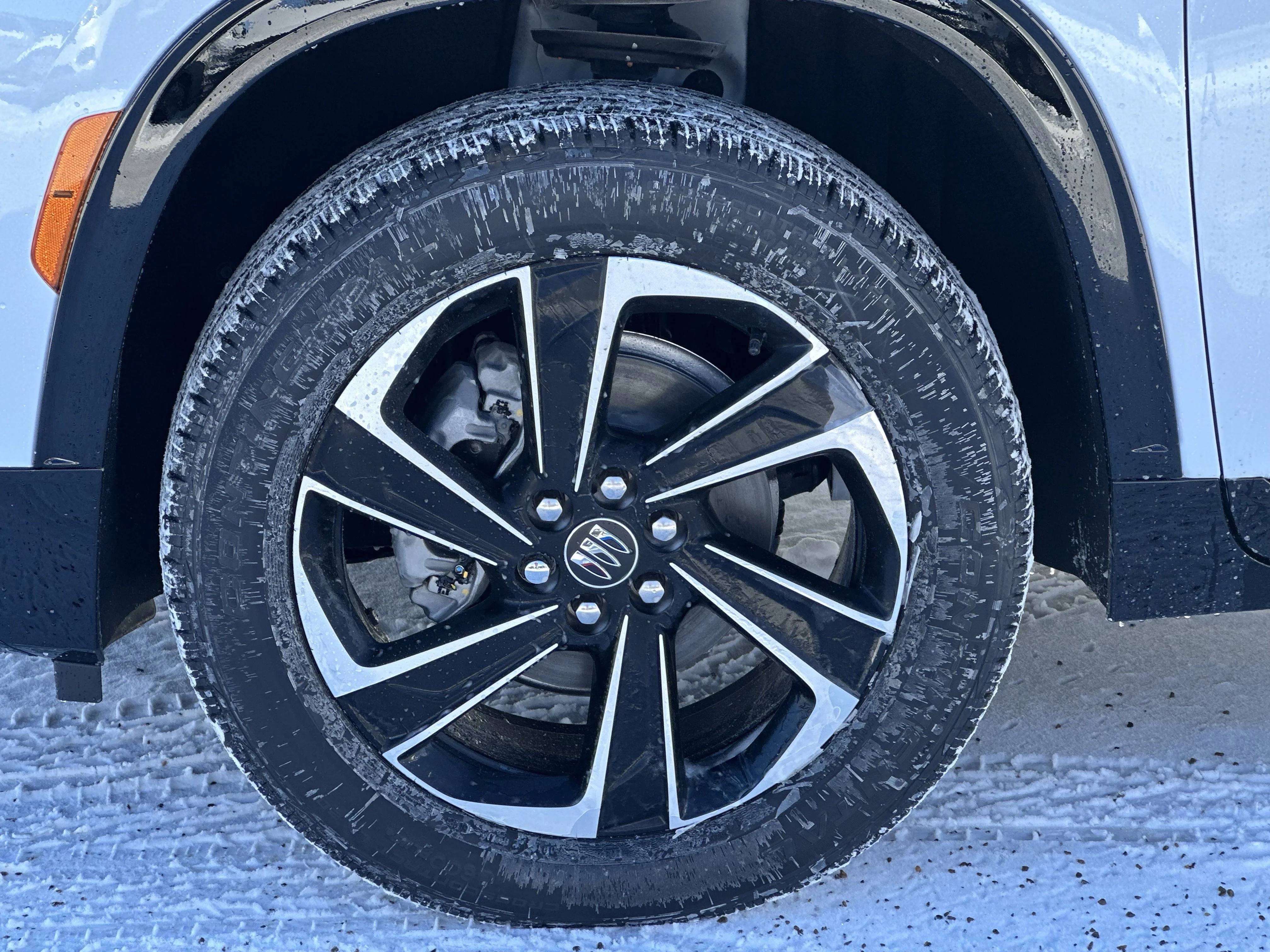 New 2026 Iridescent White Tricoat Buick Sport Touring image 5