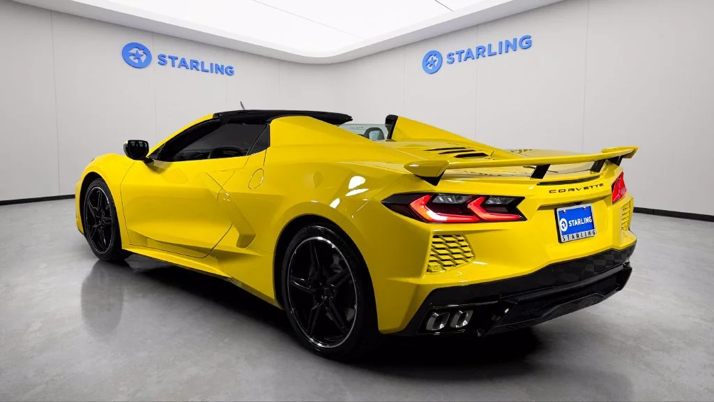 2025 Chevrolet Corvette 2LT - Photo 5