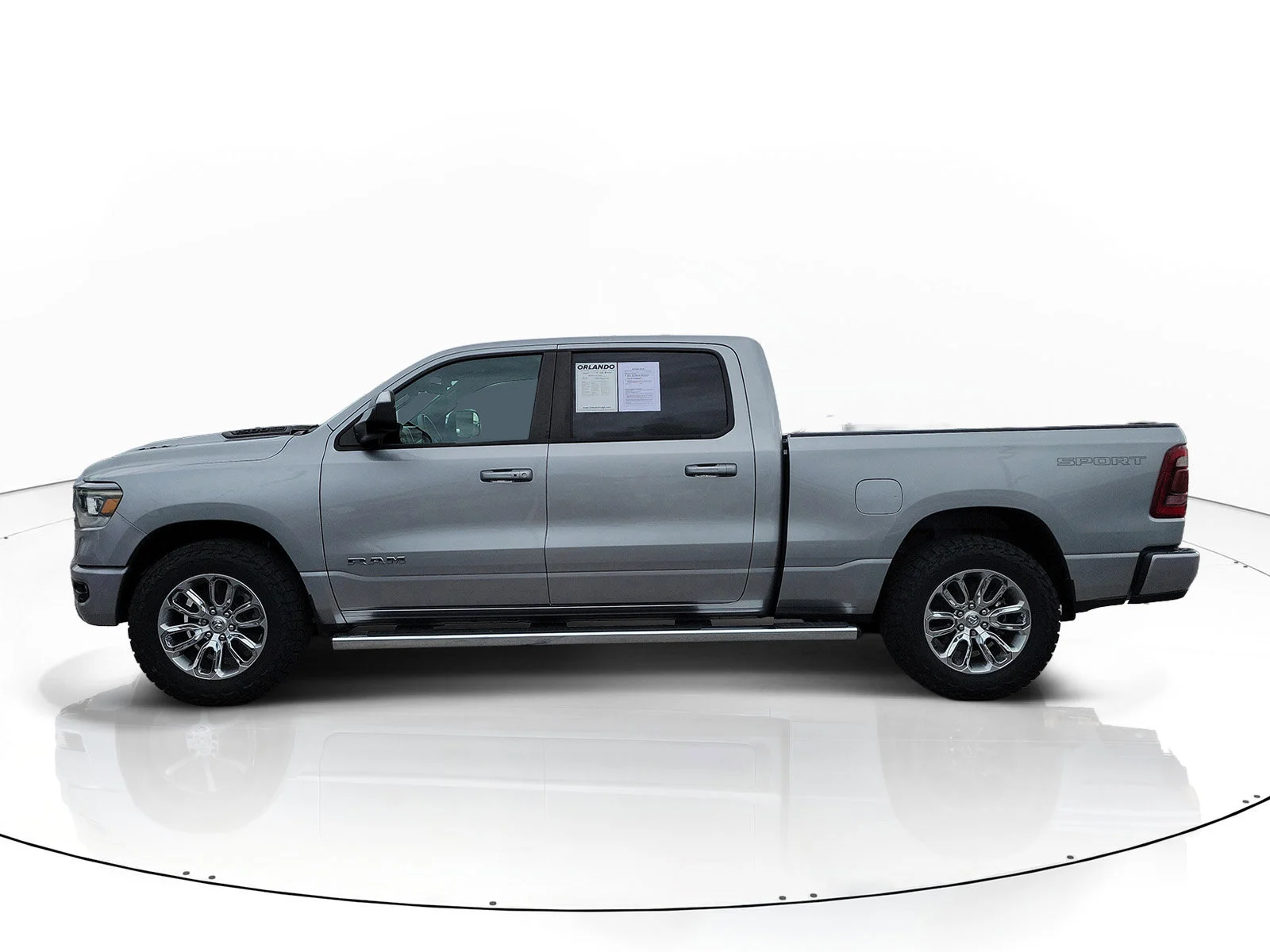 Used 2023 Billet Silver Metallic Clearcoat Ram Laramie image 4