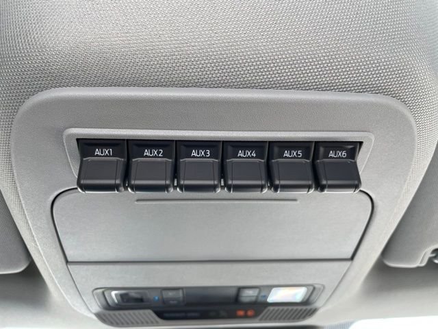 New 2026 Oxford White Ford F-250® XL image 35