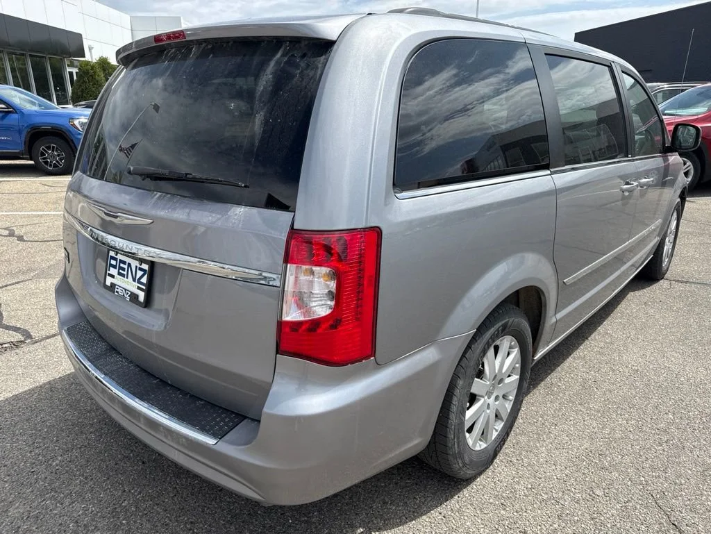 2014 Chrysler Town & Country