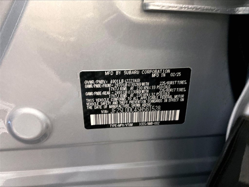 Used 2025 Ice Silver Metallic Subaru Premium image 36