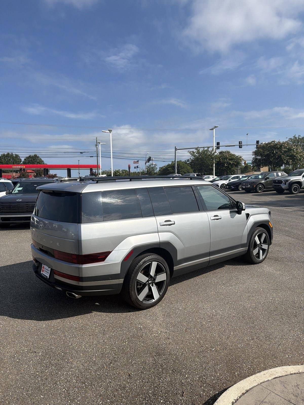 Used 2024 Shimmering Silver Hyundai Limited image 34