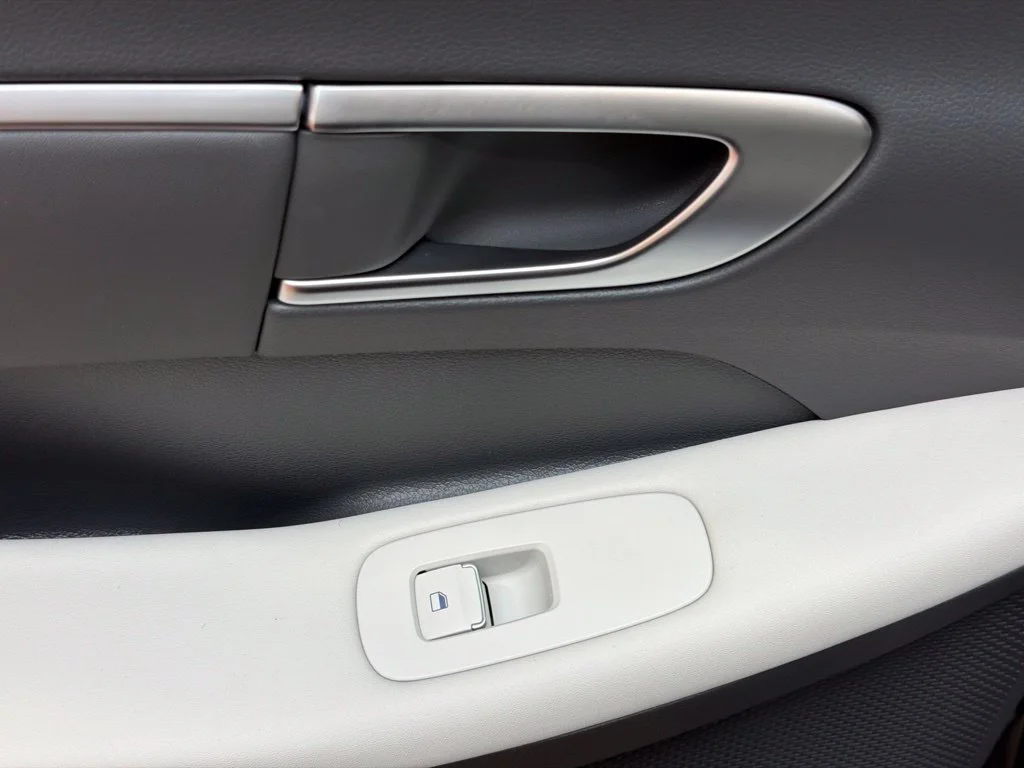 New 2026 Abyss Black Hyundai SEL image 16