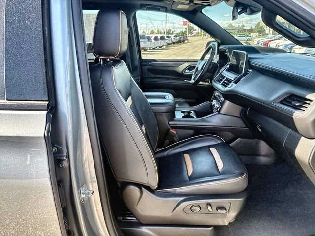 Used 2024 Silver GMC AT4 image 25