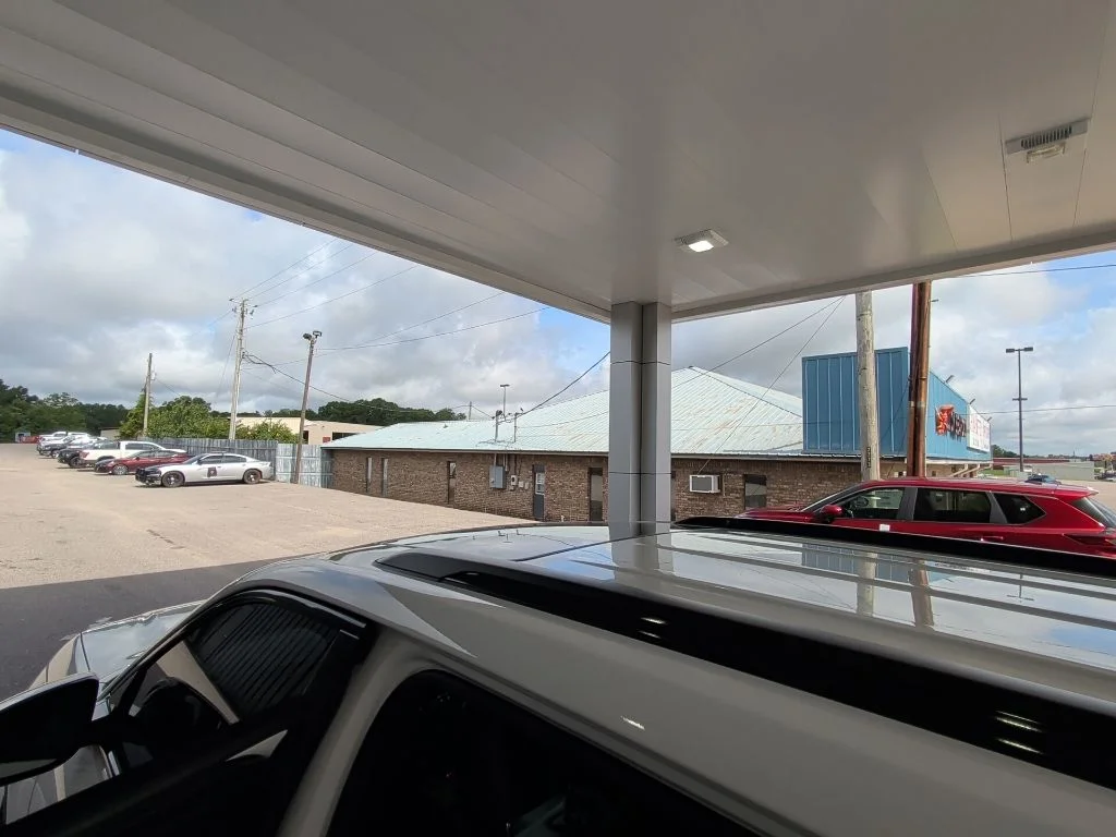 Used 2025 White Jeep Altitude X image 13