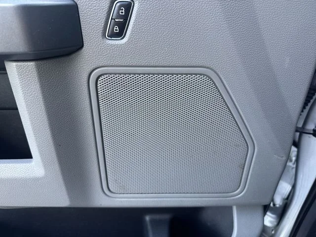 Used 2018 Silver Ford XLT image 27