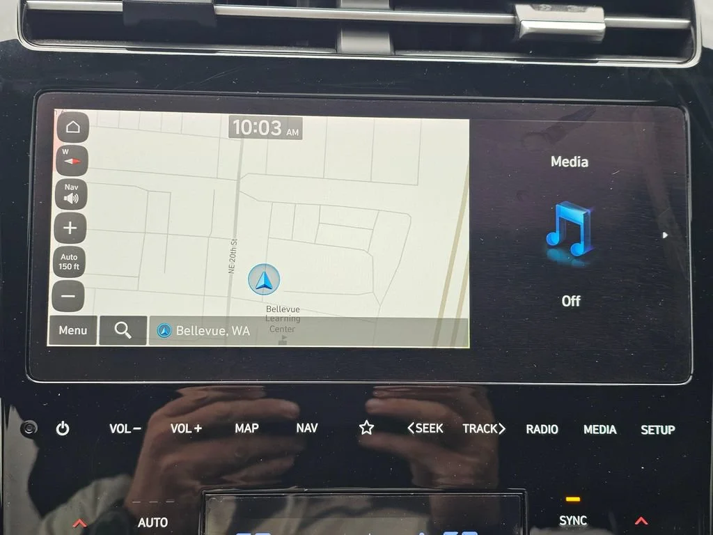 Used 2023  Hyundai Limited image 30