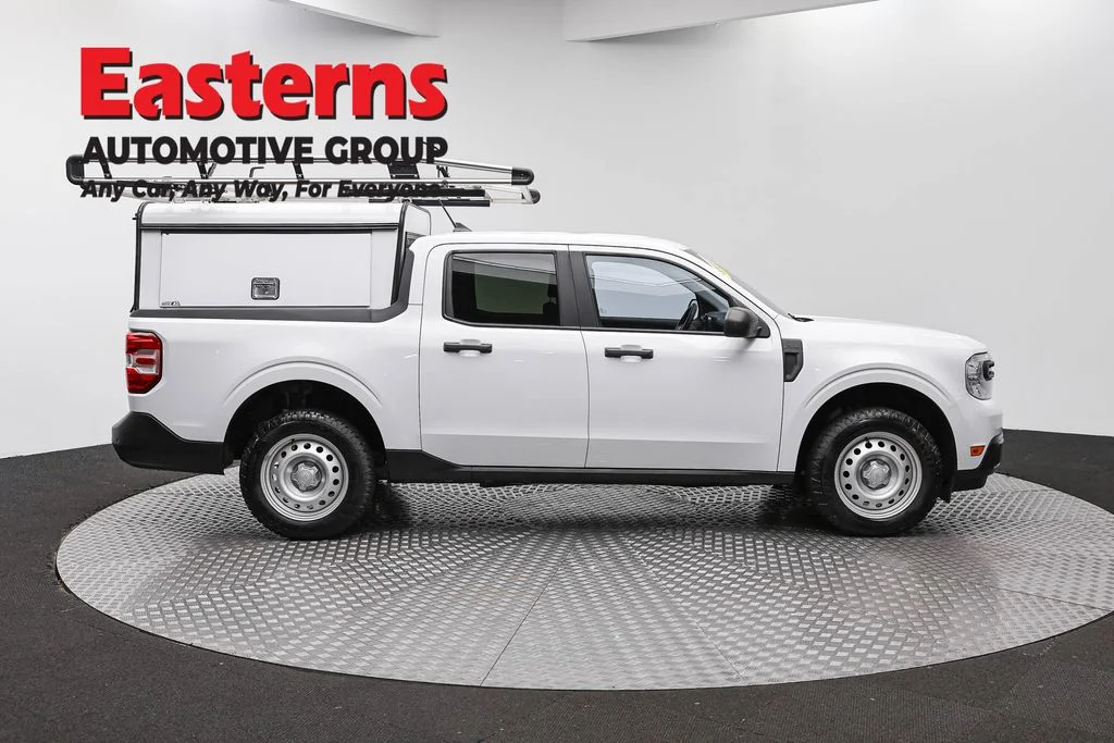 Used 2022 White Ford XL image 4