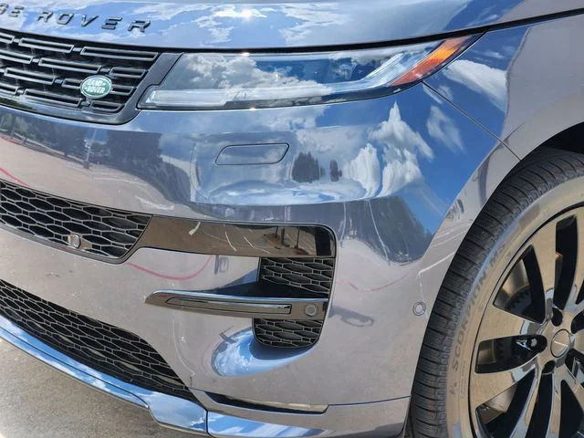 New 2026 Varesine Blue Land Rover Dynamic SE image 8