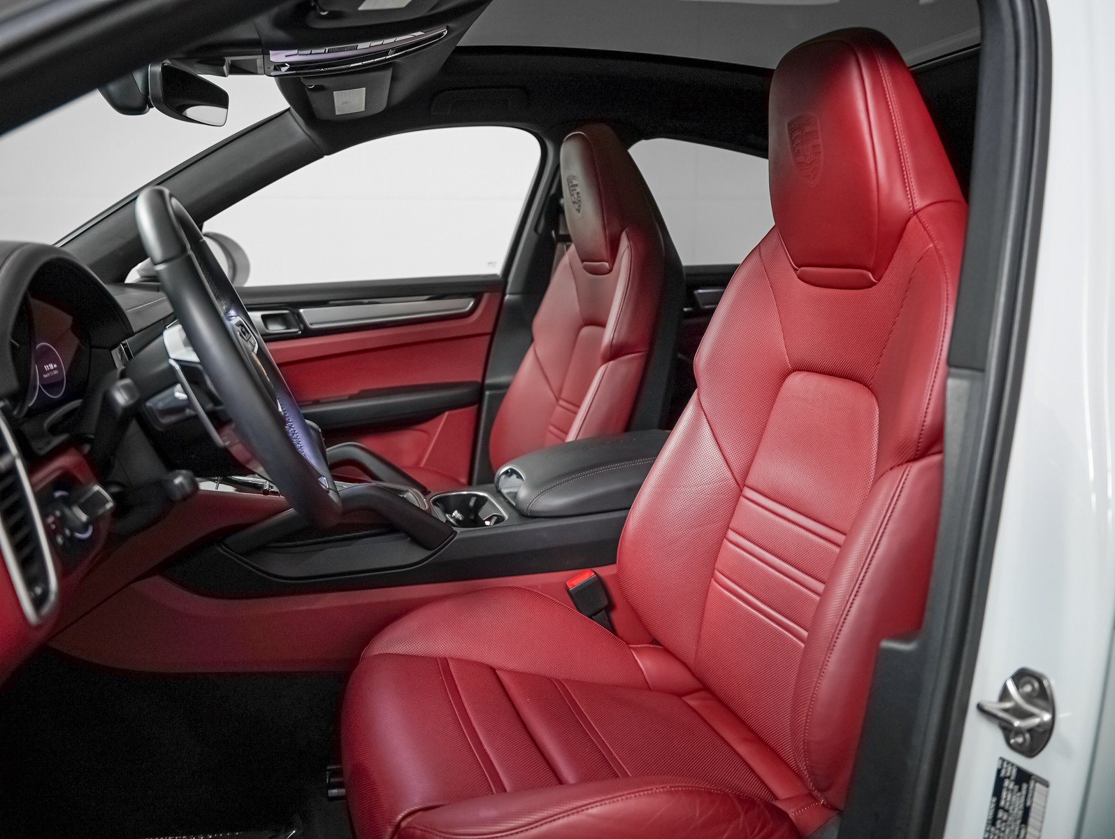 Certified Used 2023 CARRARA WHITE Porsche Platinum Edition Coupe image 5