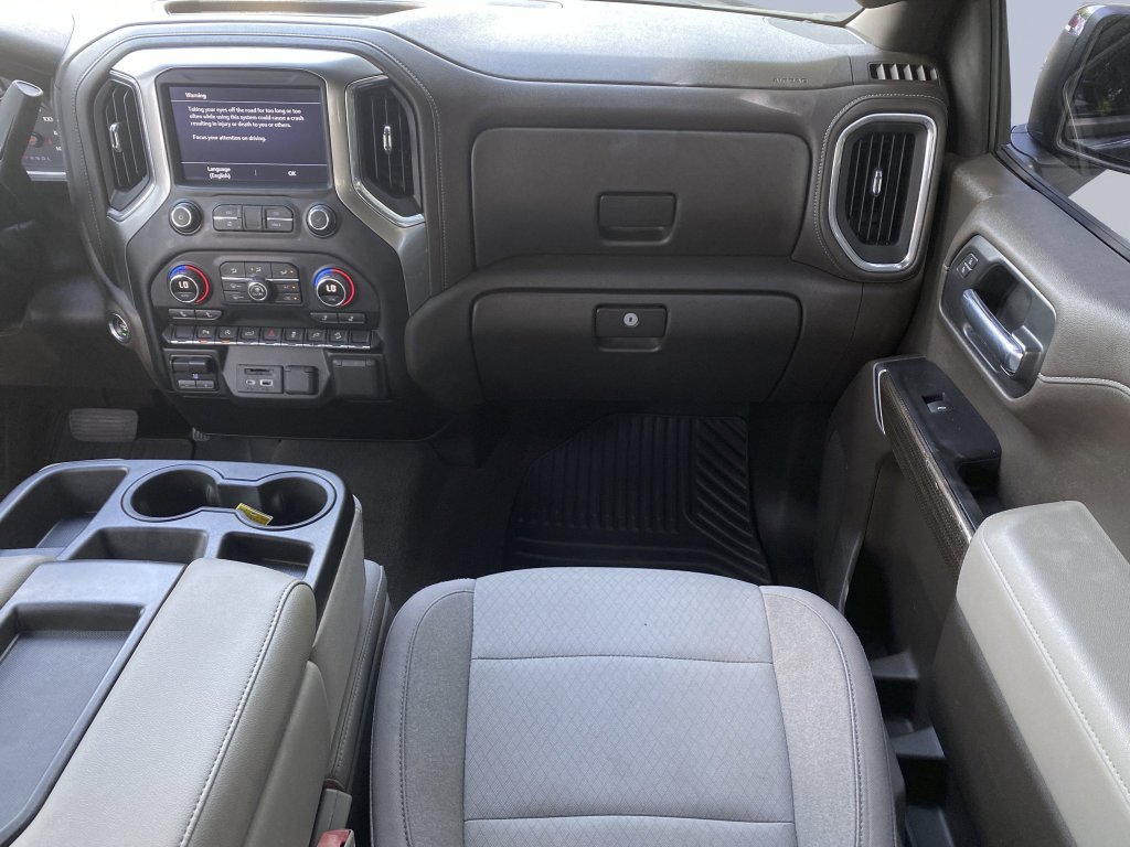 Used 2020 Shadow Gray Metallic Chevrolet LT image 16