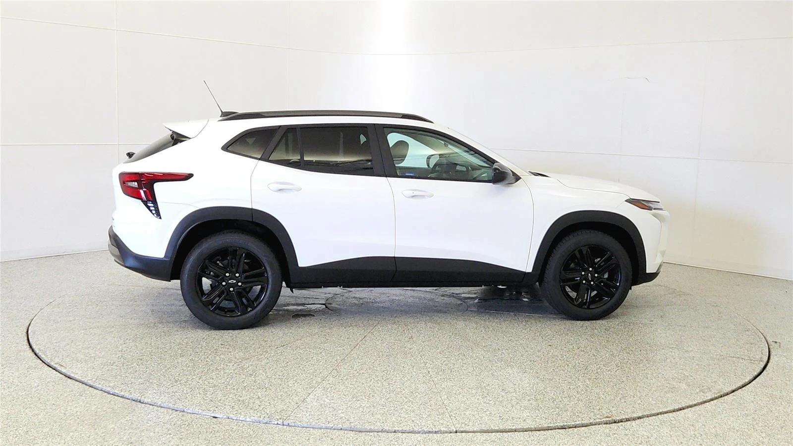 2026 Chevrolet Trax Activ - Photo 8
