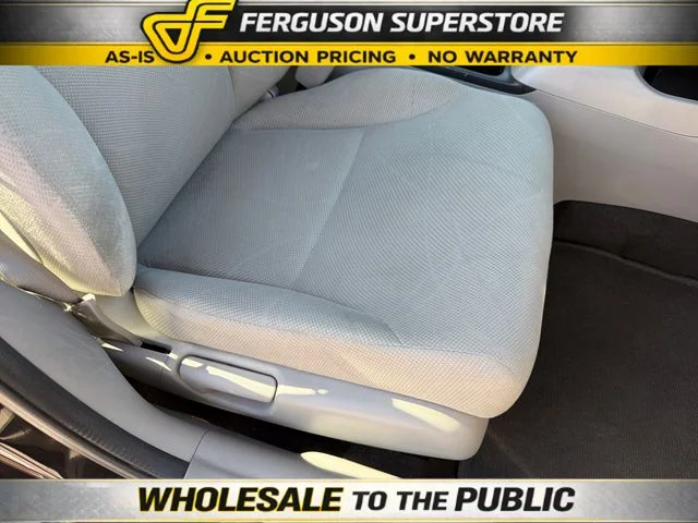 Used 2012 Gray Honda LX image 27