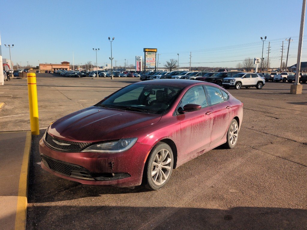2015 Chrysler 200 S
