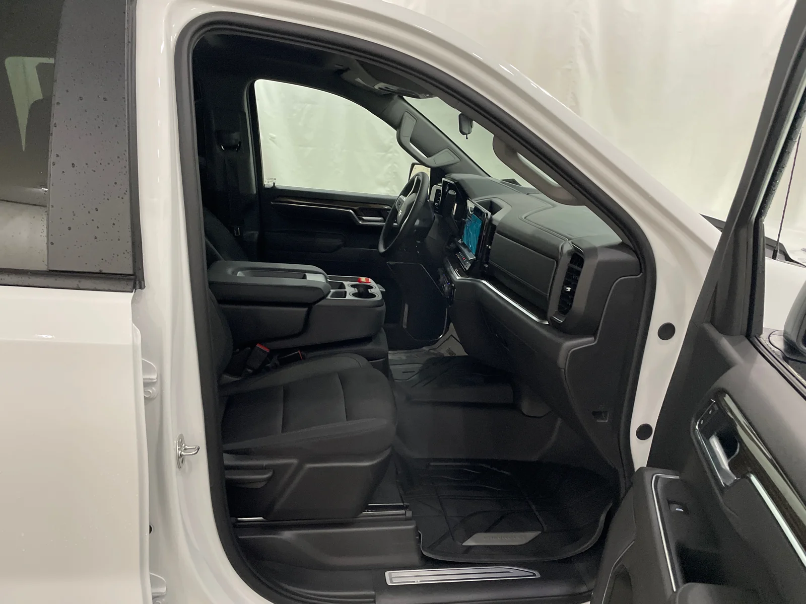 2026 Chevrolet Silverado 1500 LT - Photo 22