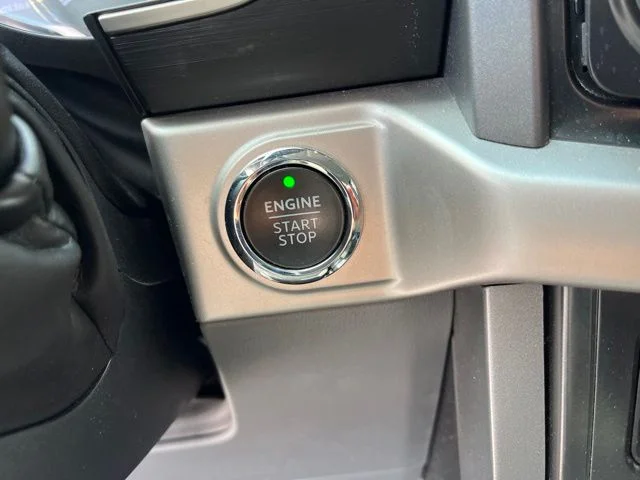 Used 2022 White Ford XLT image 22