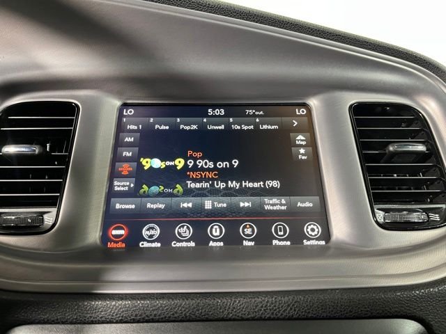 Used 2023 Black Dodge SXT image 27