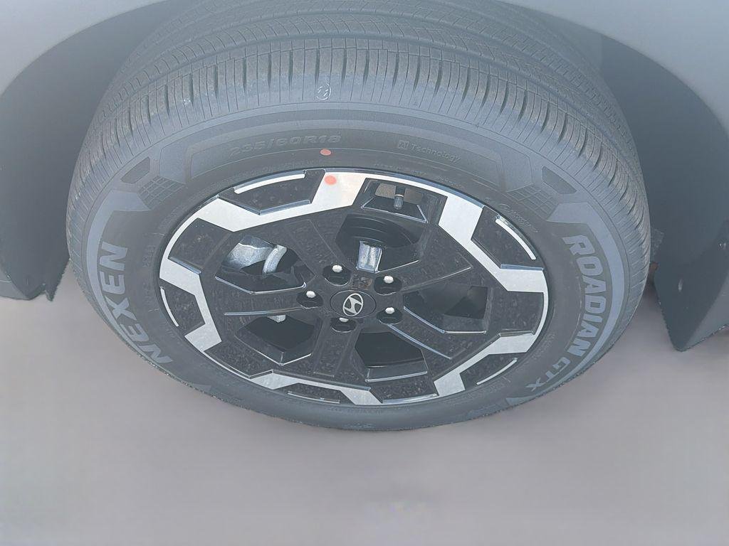 New 2026 Shimmering Silver Hyundai SEL FWD image 23