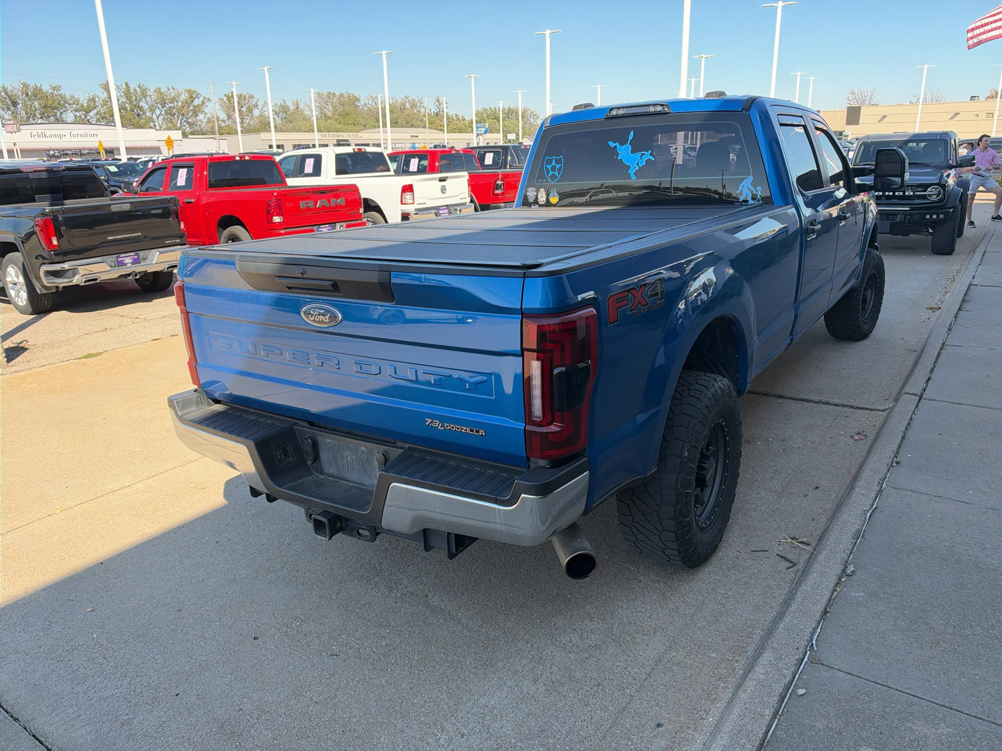 Used 2020 Velocity Blue Metallic Ford XL image 6