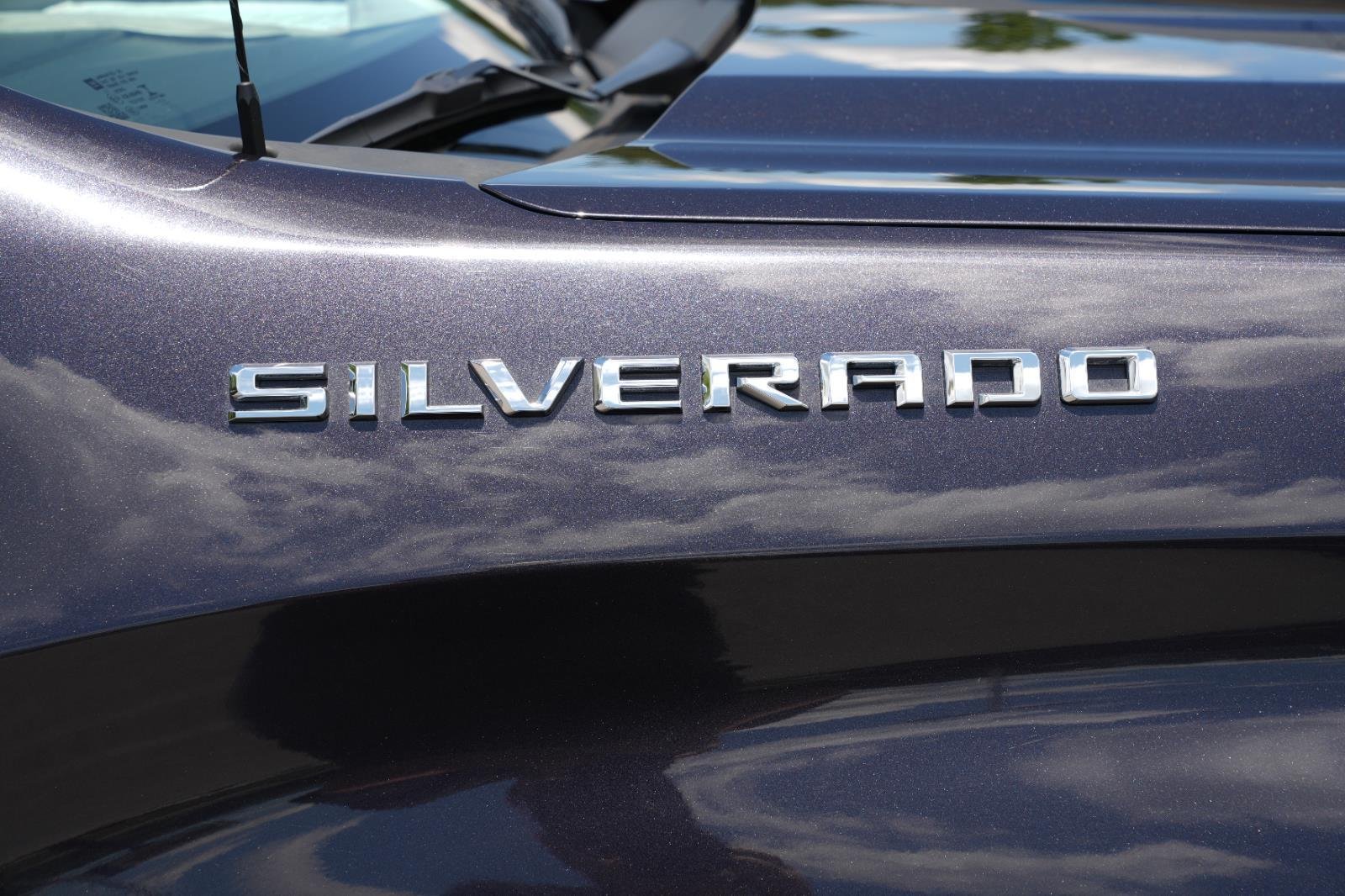 Used 2022 Dark Ash Metallic Chevrolet LT (2FL) image 10