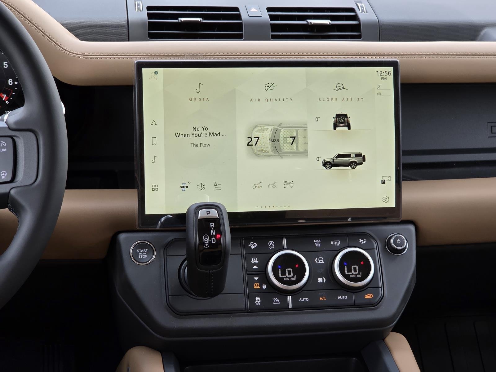 New 2026 Sedona Red Land Rover S image 15
