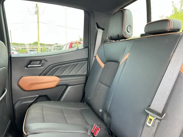2023 GMC Canyon AT4 - Photo 17
