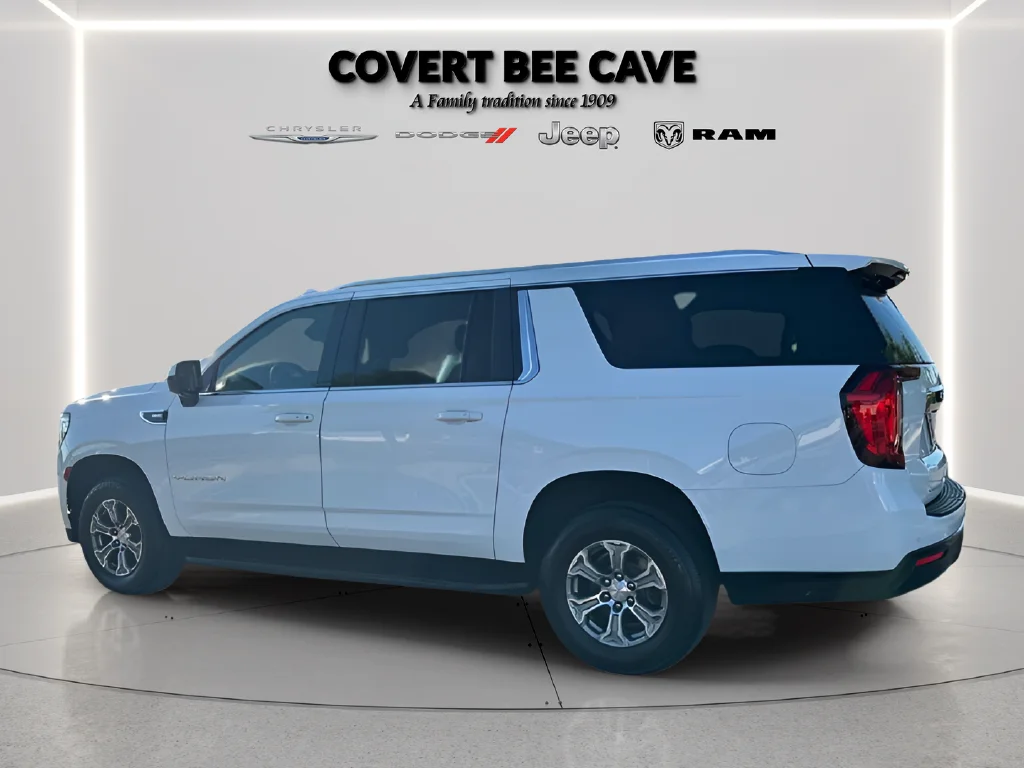 Used 2023 White GMC SLE image 8