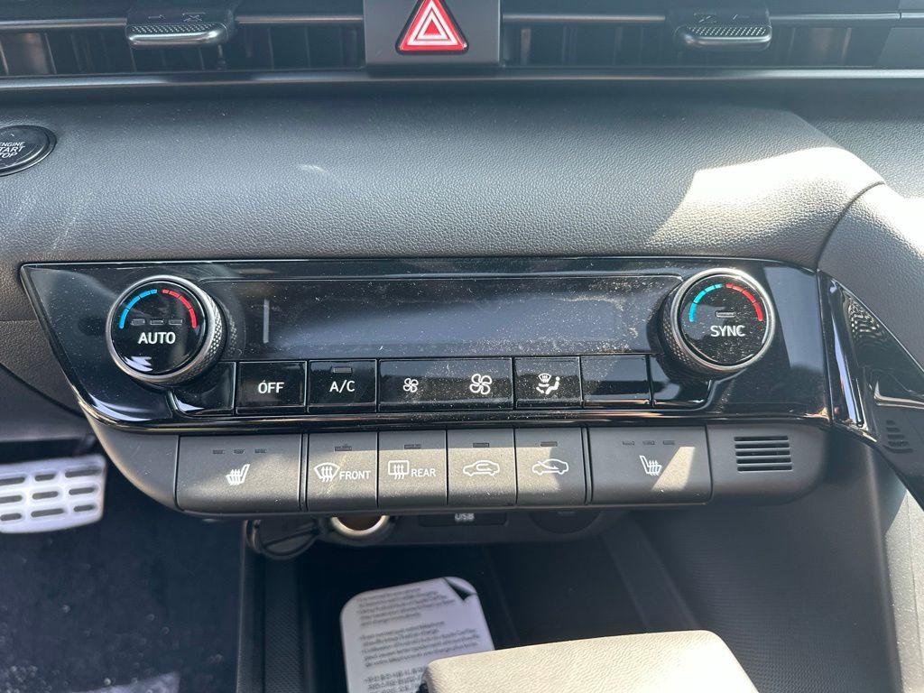 New 2026 Gray Hyundai SEL Sport Premium image 17