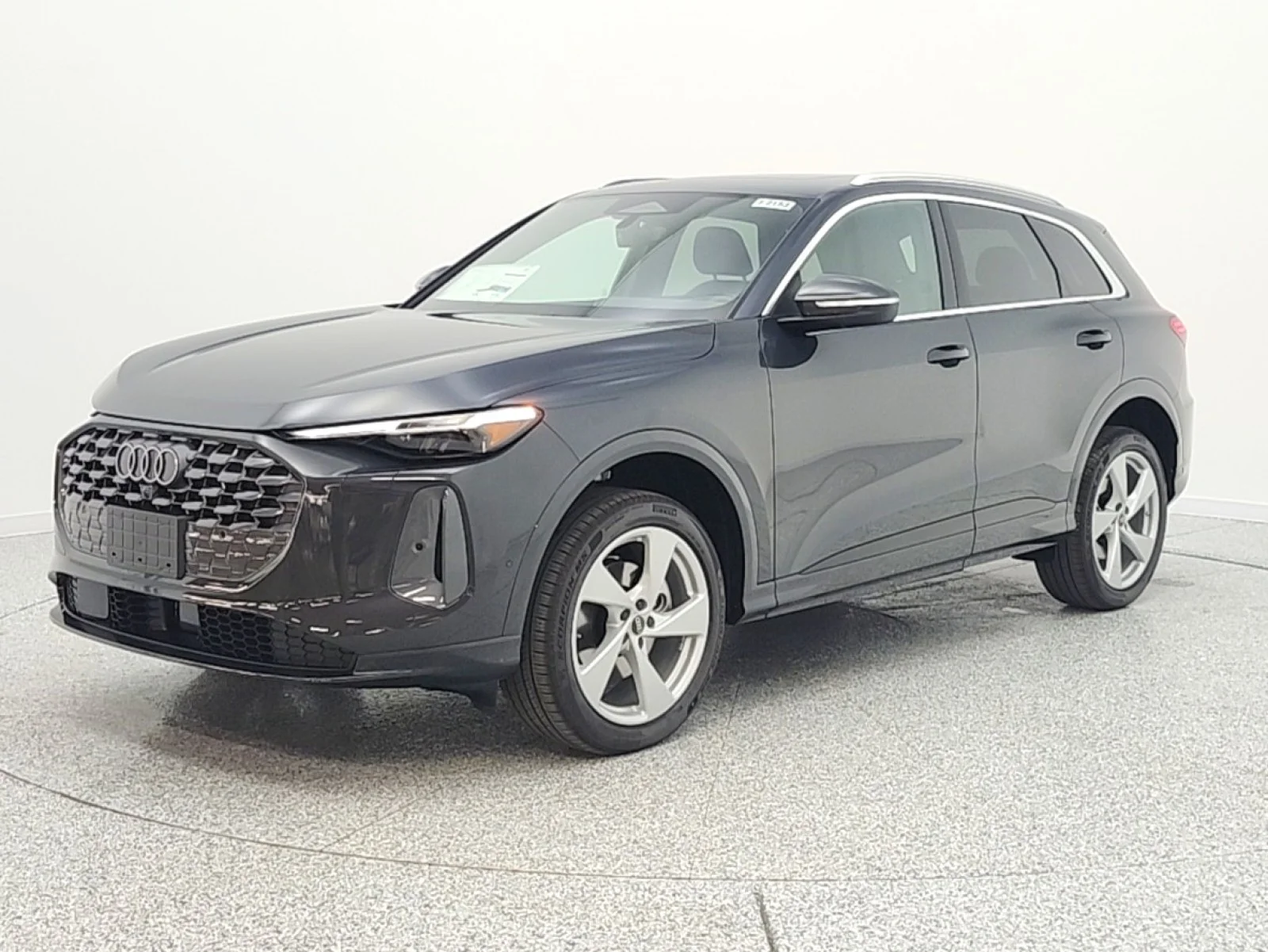 2026 Audi Q5 Premium Plus quattro's photo